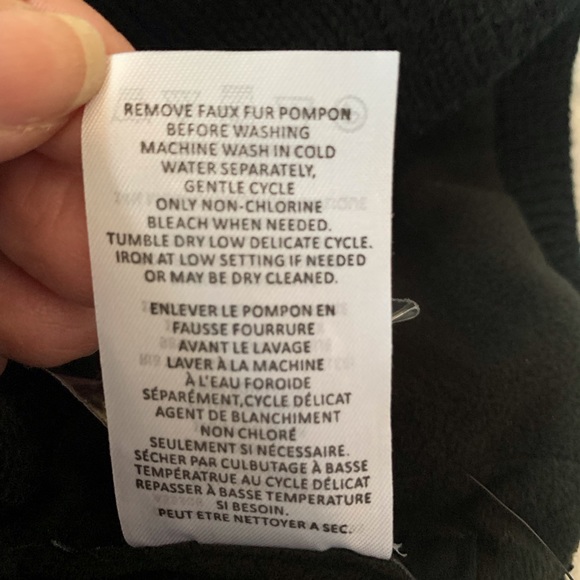 Winter Hat by Artic Expedition. *NEW* Size S/M, P/M. Color Purple - Picture 7 of 12